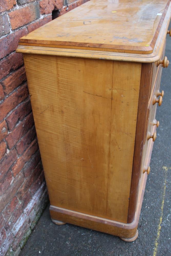 A LATE NINETEENTH / EARLY TWENTIETH CENTURY SATINWOOD CHEST, of two short above three longer - Image 4 of 11