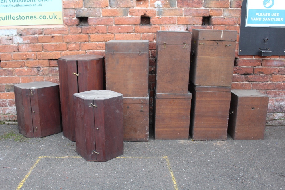 A COLLECTION OF NINE ASSORTED VINTAGE HARDWOOD SILVER BOXES, assorted sizes and shapes (9) - Image 2 of 9