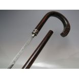 A LATE NINETEENTH / EARLY TWENTIETH CENTURY HARDWOOD GENTS WALKING CANE / SWORD STICK, with