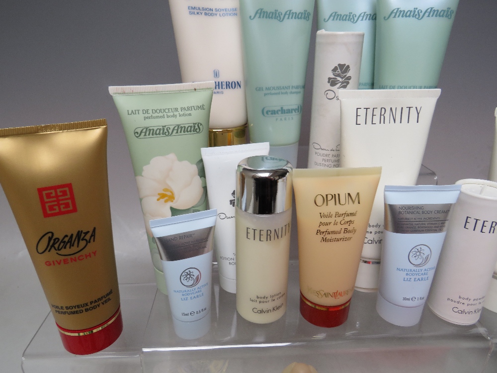 A SELECTION OF ASSORTED PERFUMED BODY LOTIONS ETC., to include examples by Calvin Klein, Liz - Image 3 of 9