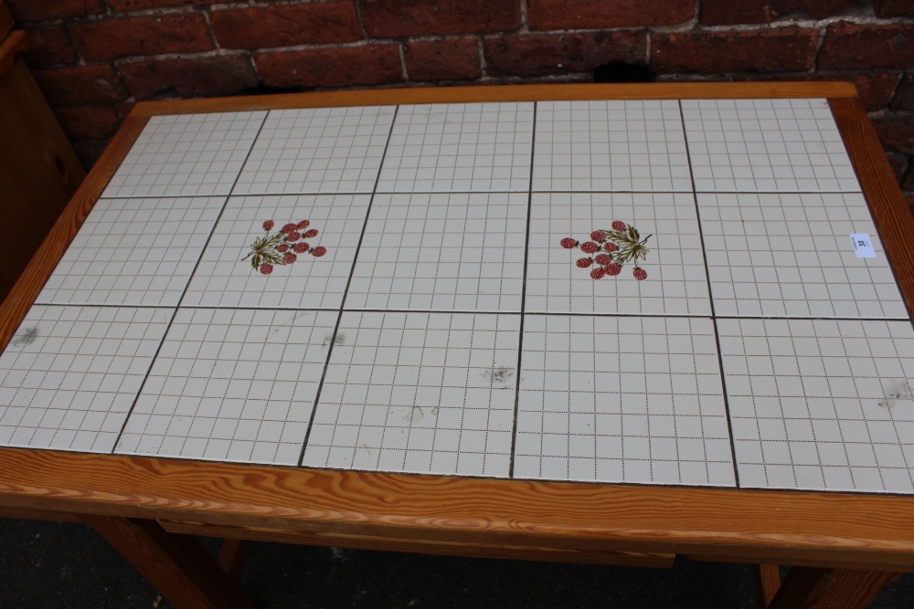 A MODERN PINE TILE TOP KITCHEN TABLE WITH FOUR CHAIRS, together with a pine glazed dresser - Image 7 of 8