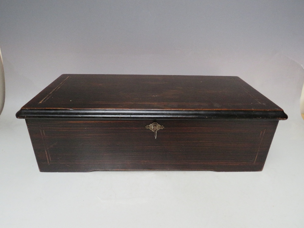 A MAHOGANY CASED SWISS 8 AIR MUSIC BOX, having a glass panelled dust cover, two side levers for play - Image 3 of 9
