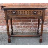 A VINTAGE 1920S OAK CONSOLE TABLE WITH SINGLE DRAWER, W 76 cm, D 39.5 cm, H 73 cm