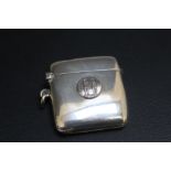 NATIONAL RIFLE ASSOCIATION - A HALLMARKED SILVER VESTA - BIRMINGHAM 1935, approx weight 30g, H 4.5