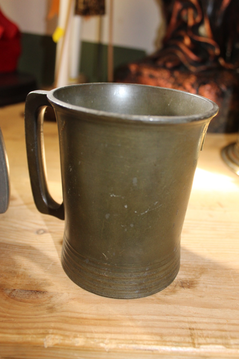 FOUR ITEMS OF MILITARY RELATED METALWARE - Image 2 of 4