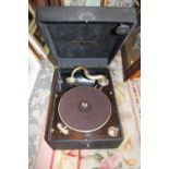A VINTAGE COLUMBIA WIND UP GRAMOPHONE
