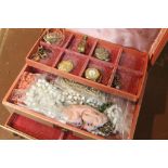 A BOX OF ASSORTED JEWELLERY TO INCLUDE ASSORTED CUFFLINKS, YELLOW METAL CHAIN ETC.