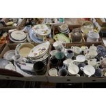 FOUR TRAYS OF ASSORTED CERAMICS TO INCLUDE ROYAL WORCESTER EVESHAM, WEDGWOOD ETC