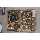 TWO TRAYS OF G.C.WARE TEA AND DINNERWARE TOGETHER WITH A SMALL COLLECTION OF DRESSING TABLE ITEMS TO