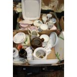 TWO TRAYS OF ASSORTED CHINA AND CERAMICS TO INCLUDE TUSCAN CHINA, GAINSBOROUGH CHINA ETC