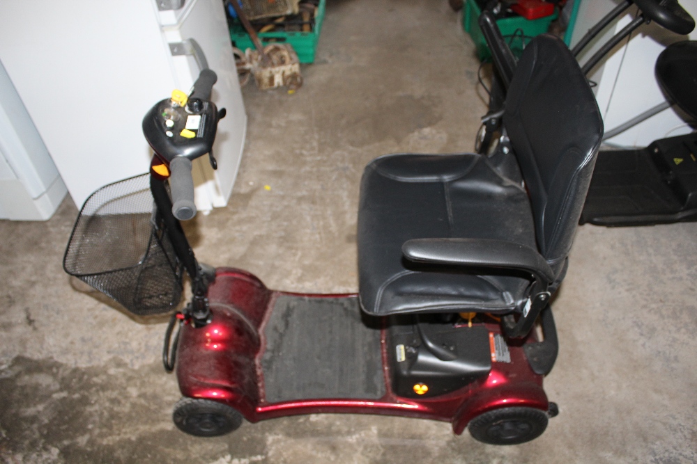 A MOBILITY SCOOTER A/F - HOUSE CLEARANCE - Image 2 of 3