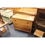 AN OAK THREE DRAWER CHEST W-92 CM A/F