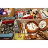 THREE TRAYS OF COLLECTABLES TO INCLUDE CRESTEDWARE, SILVERPLATED WARE ETC