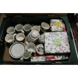 A TRAY OF PORTMEIRION BOTANIC GARDEN CERAMICS ETC. TO INCLUDE BOXED EXAMPLES