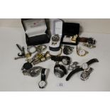 A BOX OF ASSORTED WRIST AND POCKET WATCHES TO INCLUDE A CITIZEN ECO DRIVE EXAMPLE