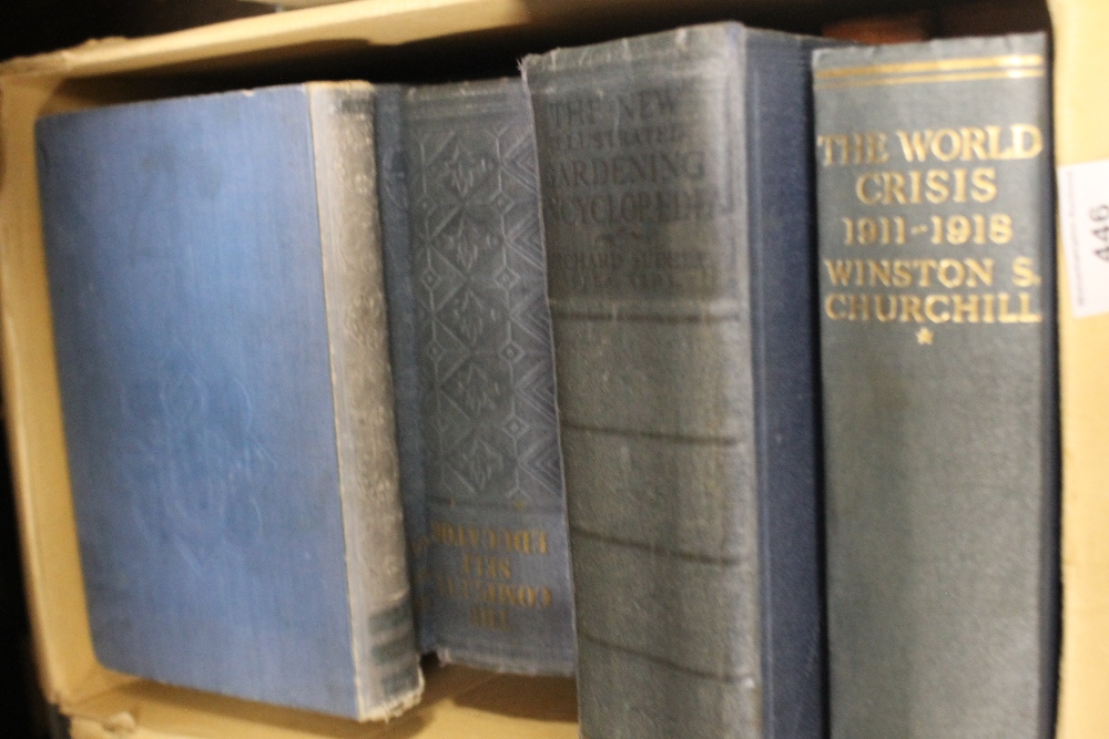 A COLLECTION OF BOXED GLASSWARE TOGETHER WITH A BOX OF ASSORTED BOOKS - Image 6 of 6