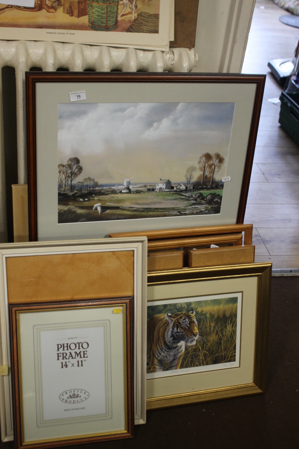 A QUANTITY OF ASSORTED PICTURES, PRINTS AND FRAMES