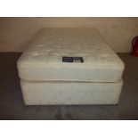 A DOUBLE SILENTNIGHT MIRACOIL SUPREME FOUR DRAWER DIVAN BED AND MATTRESS