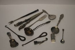 A SILVER PILL BOX TOGETHER WITH A SELECTION OF SILVER AND WHITE METAL CUTLERY ETC