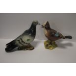 A BESWICK JAY TOGETHER WITH A BESWICK PIGEON