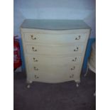 A LOUIS STYLE SERPENTINE FRONTED FIVE DRAWER CHEST OF DRAWERS