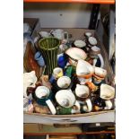 A TRAY OF TOBY JUGS, ROYAL DOULTON CHARACTER JUG ETC.