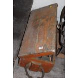 A VINTAGE WOODEN TOOL CHEST AND CONTENTS