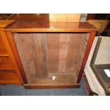 AN EDWARDIAN OPEN MAHOGANY BOOKCASE H-108 W-99 CM