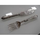 A PAIR OF HALLMARKED SILVER FISH SERVERS