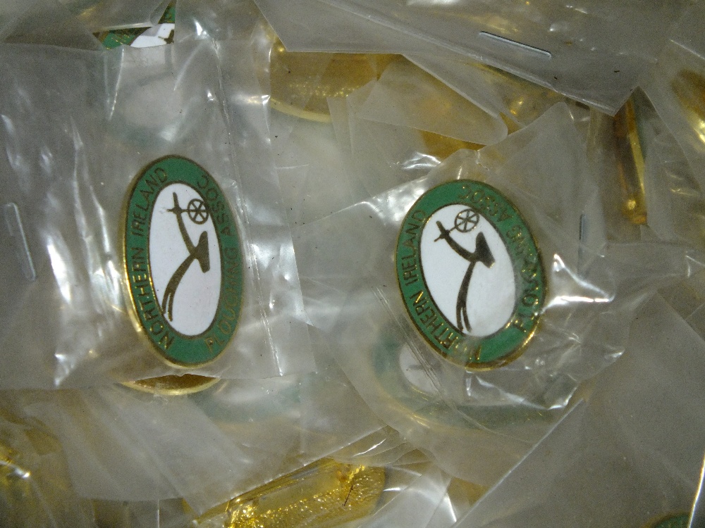 FOUR BOXES OF ENAMELED PIN BADGES, CUFFLINKS AND TIE PINS ETC - Image 4 of 5