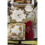 A TRAY OF ROYAL ALBERT OLD COUNTRY ROSES CHINA TO INCLUDE A WALL CLOCK