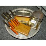 A SILVER PLATED TRAY OF COLLECTABLES TO INCLUDE ART DECO FRUIT KNIVES MARKED SOLINGEN, CIGARETTE