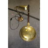 A VINTAGE STYLE BRASS BANKERS LAMP TOGETHER WITH A BRASS WARMING PAN