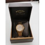 A ROTARY QUARTZ DAY DATE WRIST WATCH IN BOX WITH PAPERWORK