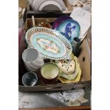 A TRAY OF ASSORTED CERAMICS TO INCLUDE A PIERCED FLORAL CERAMIC BASKET, ROYAL WORCESTER COLLECTORS