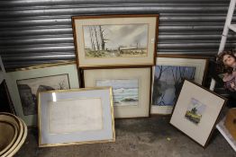 A COLLECTION OF WATERCOLOURS TO INCLUDE A STUDY IF A HERON SIGNED DAVID A FINNEY, SEASCAPE SIGNED