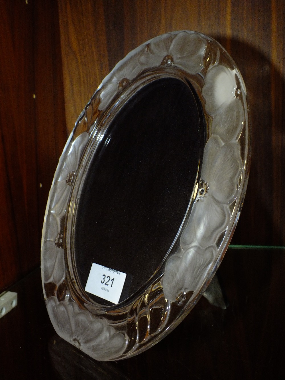 A WATERFORD CRYSTAL MARQUIS OVAL PICTURE FRAME, H 24 CM - Image 2 of 2