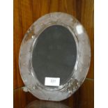 A WATERFORD CRYSTAL MARQUIS OVAL PICTURE FRAME, H 24 CM