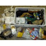 A BOX OF FISHING RELATED ITEMS TO INCLUDE REEL, FLY FISHING ACCESSORIES ETC