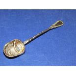 AN ANTIQUE HALLMARKED SILVER CADDY SPOON, BIRMINGHAM 1893