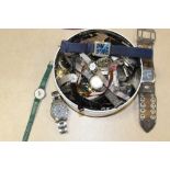 A TIN OF ASSORTED WRISTWATCHES