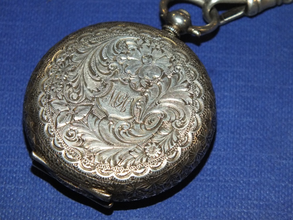 AN ANTIQUE SILVER LADIES POCKET WATCH AND SILVER ALBERTINA WATCH CHAIN - Image 3 of 3