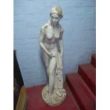 A RESIN GARDEN STATUE OF A NAKED LADY, H 150 CM