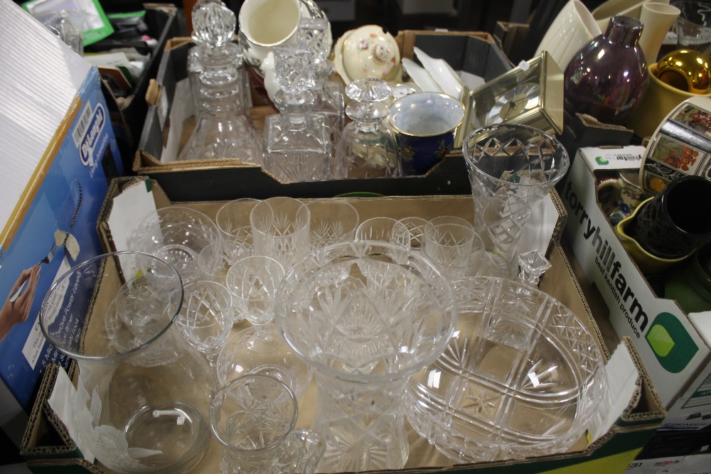 TWO TRAYS OF GLASSWARE AND CERAMICS (TRAYS NOT INCLUDED)