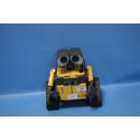 WALL-E ROBOT MODEL, DISNEY/ PIXAR 2 ROBOT