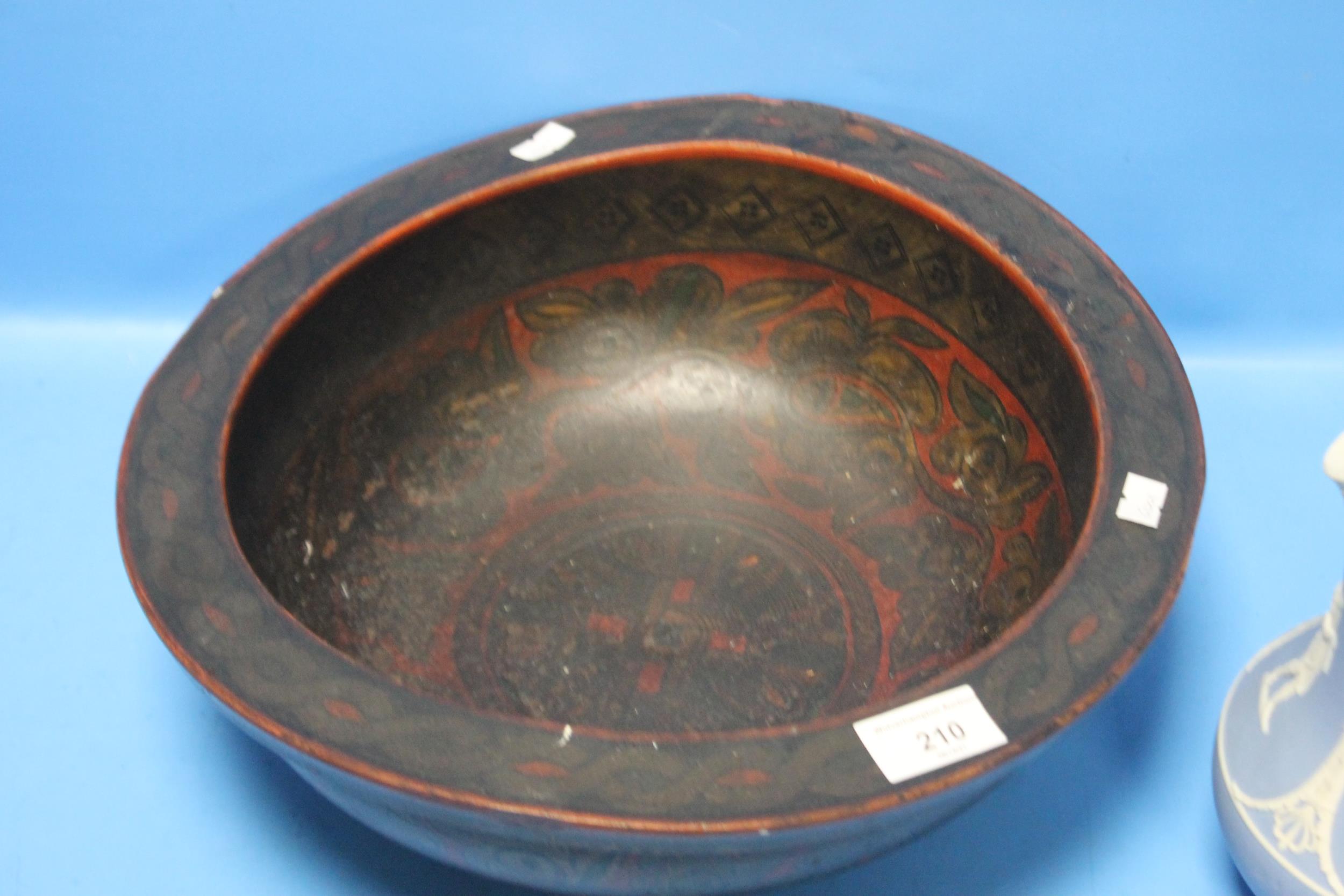 AN UNUSUAL HAND PAINTED PAPIER MACHE BOWL TOGETHER WITH A VICTORIAN JASPERWARE JUG (2) - Image 2 of 3