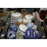 TWO TRAYS OF CERAMICS TO INCLUDE WEDGWOOD BLUE & WHITE (TRAYS NOT INCLUDED)