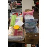 A QUANTITY OF CARD MAKING AND CRAFTING SUPPLIES