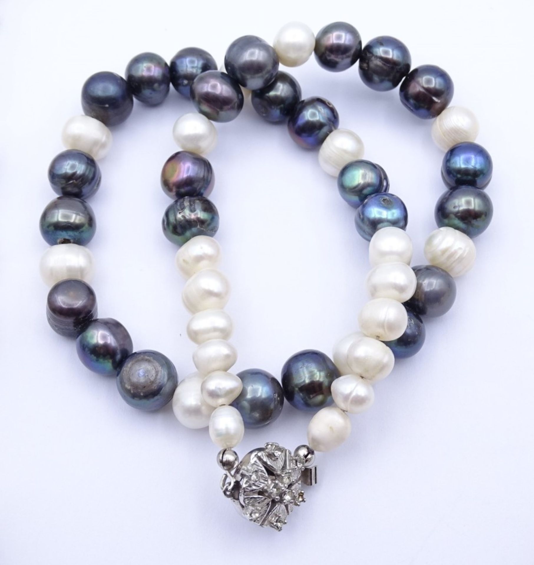 2 Halsketten mit Perlen u. Muscheln, 1x Silber Verschluss 0.835, L- 40-54cm - Bild 4 aus 6