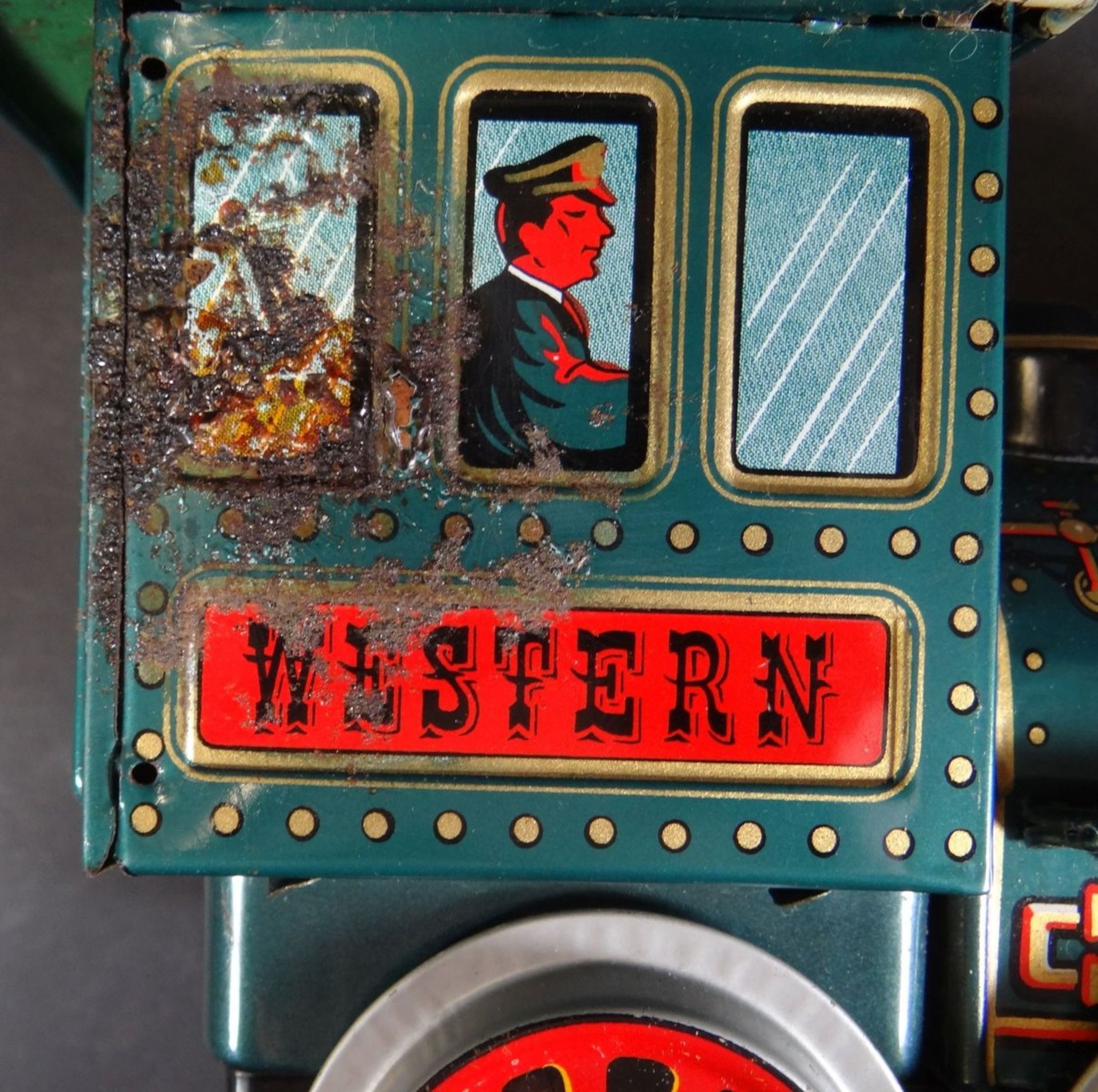 Western Special Locomotive in Orig. Karton "Modern Toys-Japan", Blech, Batteriefach angerostet, - Bild 10 aus 10